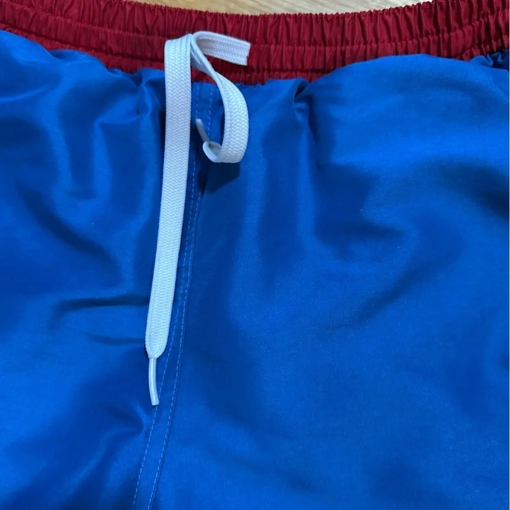 Chubbies Mens Swim Shorts Medium Blue Red No Lining Made in USA Patriotic (f6